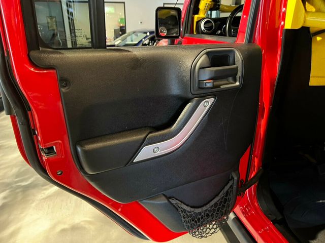 2014 Jeep Wrangler Unlimited Rubicon/6SpeedManual/FoxShocks/CorbeauSeats/RollCage/XRC Winch - 22840607 - 24