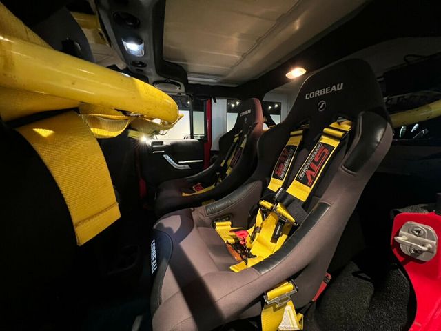 2014 Jeep Wrangler Unlimited Rubicon/6SpeedManual/FoxShocks/CorbeauSeats/RollCage/XRC Winch - 22840607 - 26