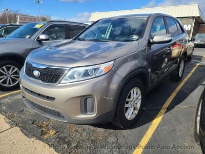 2014 Kia Sorento - 5XYKT3A65EG535024