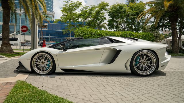 2014 Lamborghini Aventador 2dr Convertible 50th Anniversario - 22875851 - 28