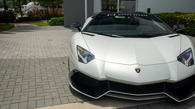 2014 Lamborghini Aventador 2dr Convertible 50th Anniversario - 22875851 - 7