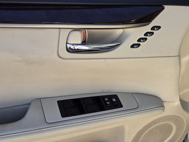 2014 Lexus ES 350 4dr Sedan - 22927082 - 13