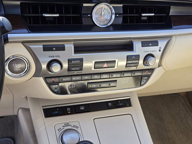 2014 Lexus ES 350 4dr Sedan - 22927082 - 19