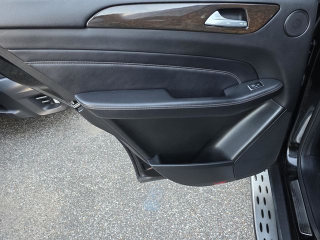 2014 Mercedes-Benz M-Class ML 350 4MATIC 4dr ML350 - 22936418 - 36