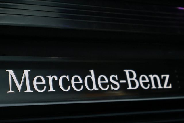 2014 Mercedes-Benz S-Class S550, NAVI, BLUETOOTH, BACKUP CAM, SUNROOF, BLINDSPOT MONITOR!!! - 22792033 - 62