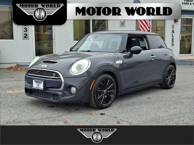 2014 MINI Cooper S's photo