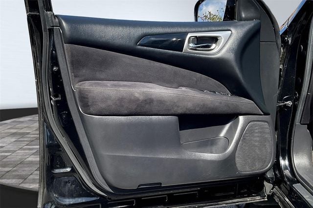 2014 Nissan Pathfinder 4WD 4dr S - 22940350 - 8