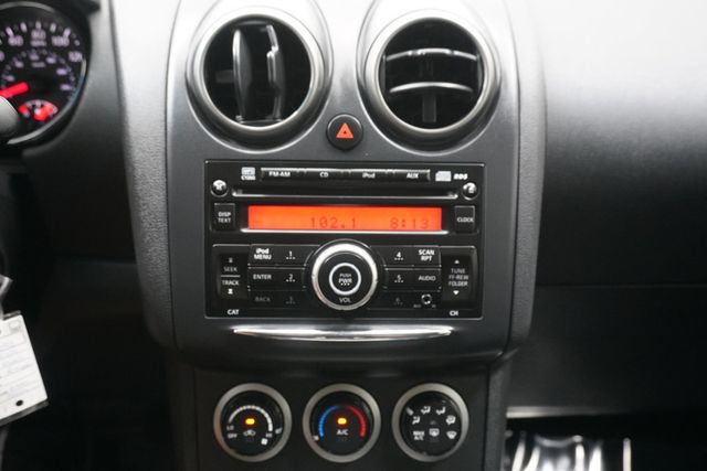 2014 Nissan Rogue Select FWD 4dr S - 22923135 - 14