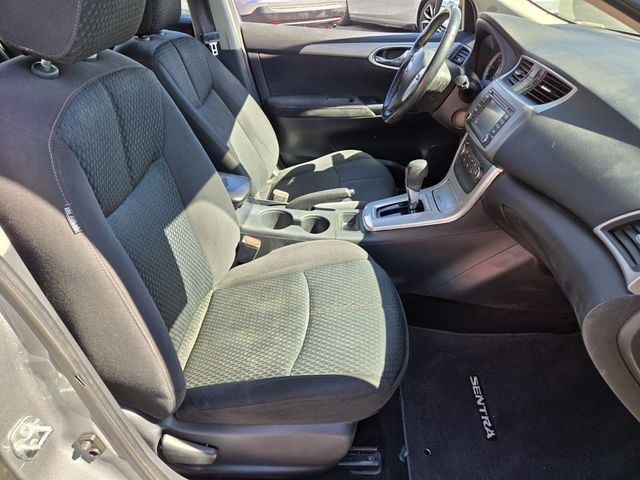 2014 Nissan Sentra 4dr Sedan I4 CVT SR - 22936733 - 11