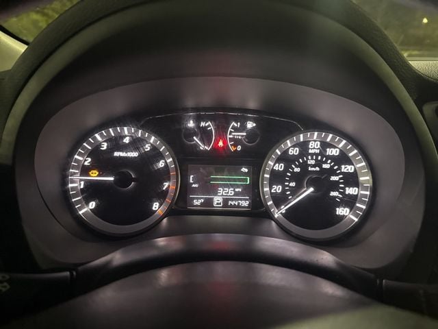 2014 Nissan Sentra 4dr Sedan I4 CVT SV - 22939106 - 5