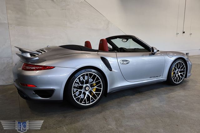 2014 Porsche 911 2dr Cabriolet Turbo S - 22886118 - 4