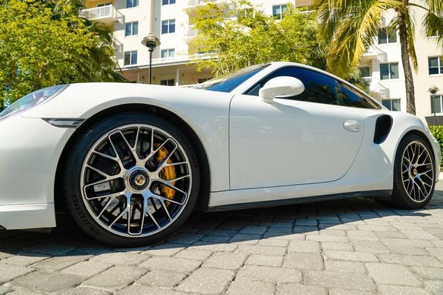 2014 Porsche 911 2dr Coupe Turbo S - 22932983 - 11