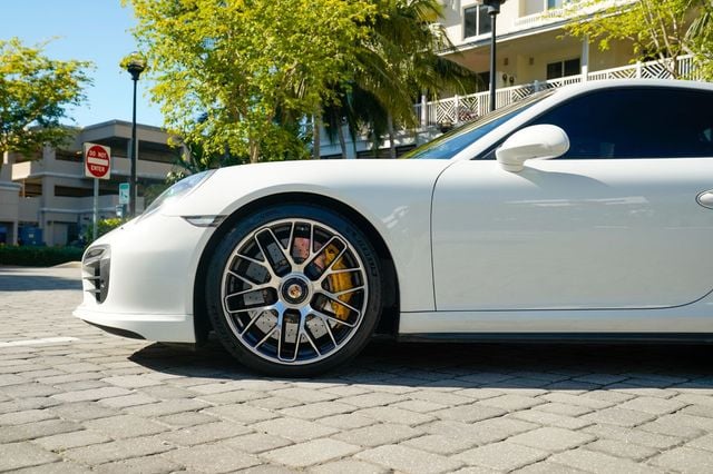2014 Porsche 911 2dr Coupe Turbo S - 22932983 - 12