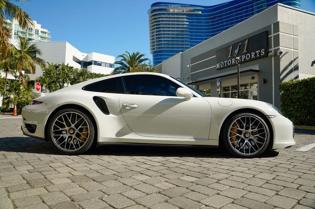 2014 Porsche 911 2dr Coupe Turbo S - 22932983 - 32