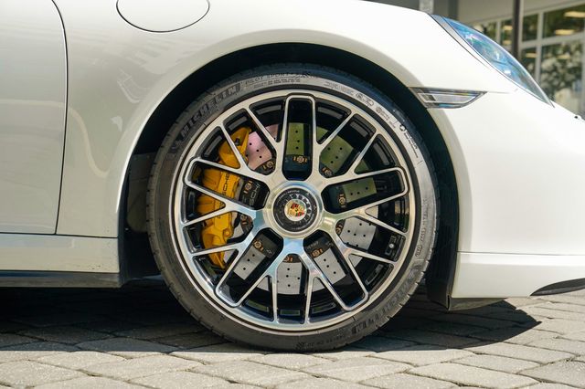 2014 Porsche 911 2dr Coupe Turbo S - 22932983 - 34