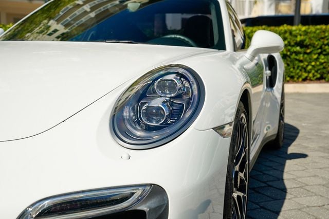 2014 Porsche 911 2dr Coupe Turbo S - 22932983 - 40