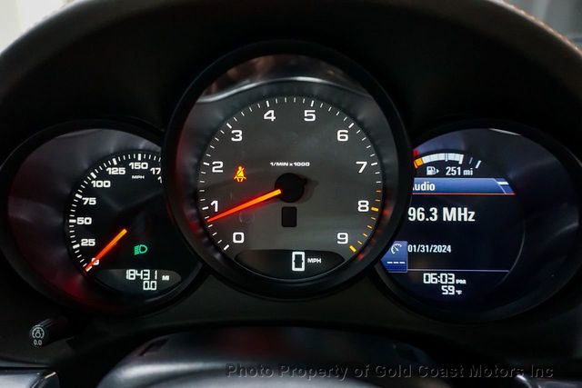 2014 Porsche Cayman S *Cayman S* *6-Speed Manual* *Premium Pkg w/ Sport Seats* - 22312445 - 18