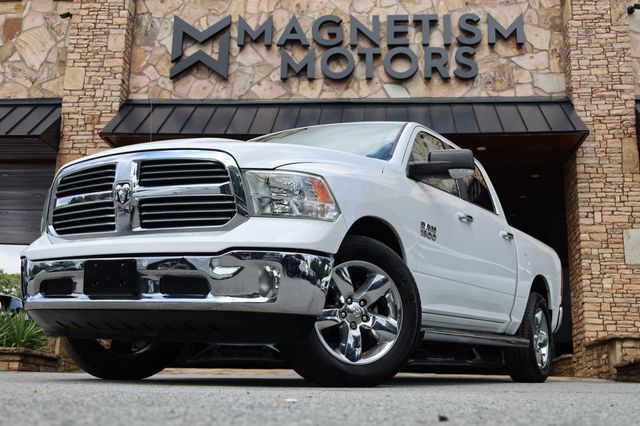 2014 Ram 1500 2WD Crew Cab 140.5" Lone Star - 22903057 - 0