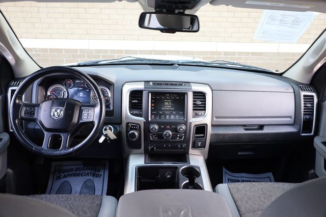 2014 Ram 1500 2WD Crew Cab 140.5" Lone Star - 22903057 - 29