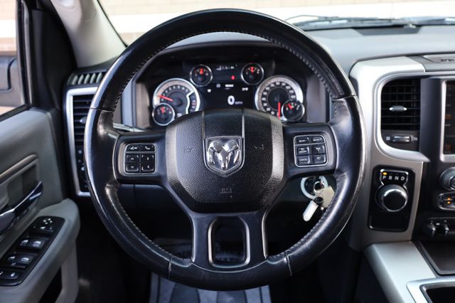 2014 Ram 1500 2WD Crew Cab 140.5" Lone Star - 22903057 - 30