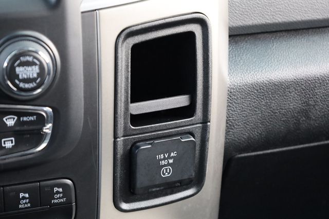 2014 Ram 1500 2WD Crew Cab 140.5" Lone Star - 22903057 - 34