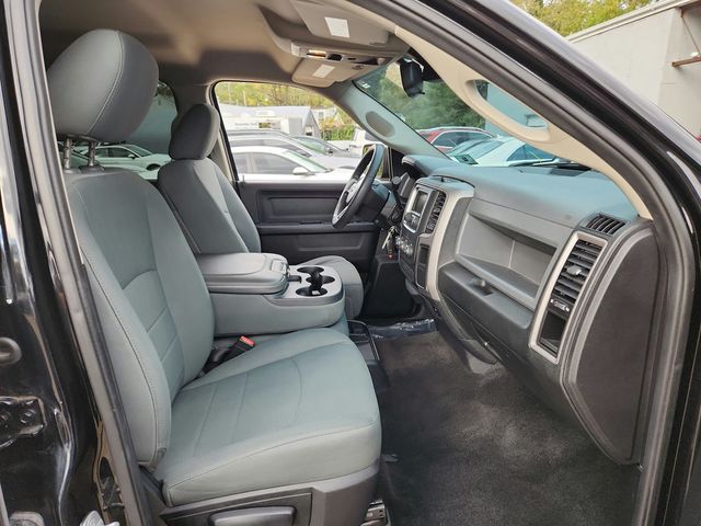 2014 Ram 1500 4WD Crew Cab 140.5'' Express with V8 HEMI & Black Express Group - 22934240 - 11