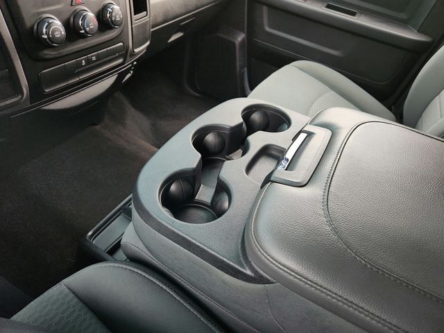 2014 Ram 1500 4WD Crew Cab 140.5'' Express with V8 HEMI & Black Express Group - 22934240 - 13