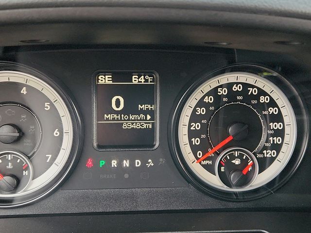 2014 Ram 1500 4WD Crew Cab 140.5'' Express with V8 HEMI & Black Express Group - 22934240 - 18