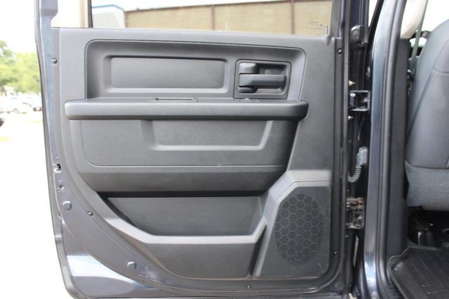 2014 Ram 1500 4WD Crew Cab 140.5" Tradesman - 22906847 - 11