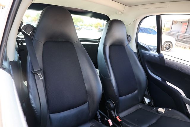 2014 smart Fortwo 2dr Coupe Pure - 22623156 - 9