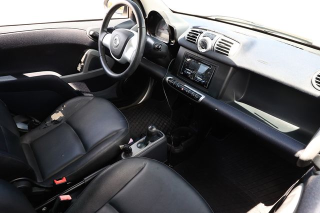 2014 smart Fortwo 2dr Coupe Pure - 22623156 - 11