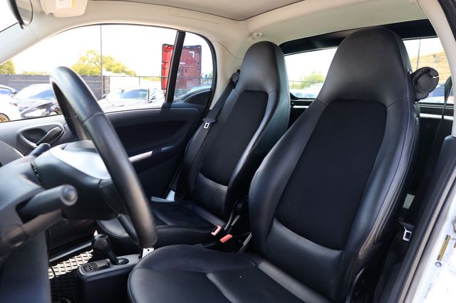 2014 smart Fortwo 2dr Coupe Pure - 22623156 - 5
