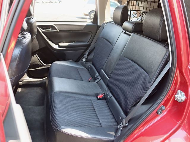 2014 Subaru Forester 4dr Automatic 2.0XT Premium - 22887386 - 19
