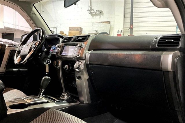 2014 Toyota 4Runner 4WD 4dr V6 SR5 - 22936869 - 10