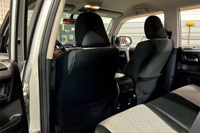 2014 Toyota 4Runner 4WD 4dr V6 SR5 - 22936869 - 16