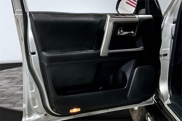 2014 Toyota 4Runner 4WD 4dr V6 SR5 - 22936869 - 8