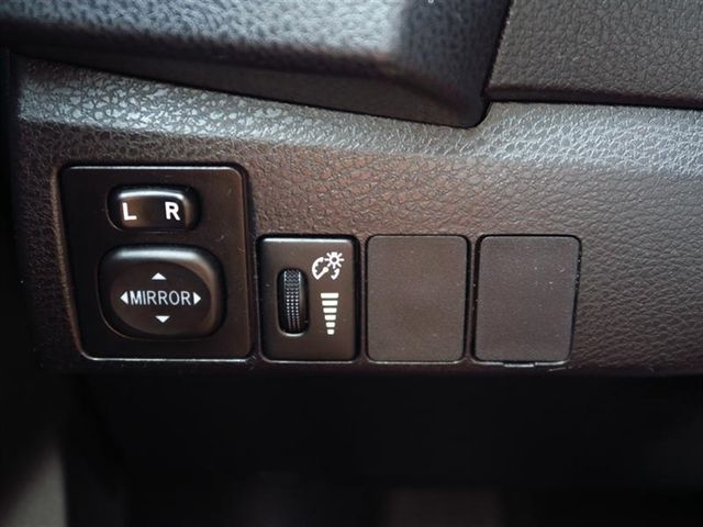 2014 Toyota Corolla 4dr Sdn CVT LE - 16925879 - 25