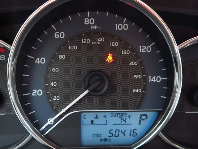 2014 Toyota Corolla 4dr Sdn CVT LE - 16925879 - 29