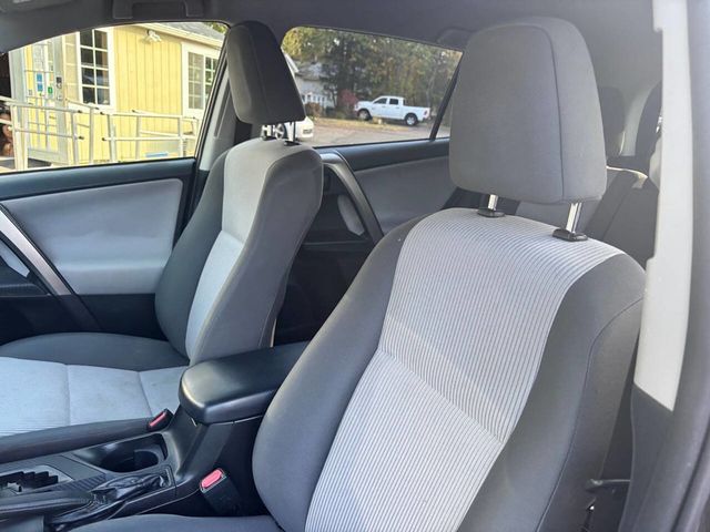 2014 Toyota RAV4 AWD 4dr LE - 22935105 - 10