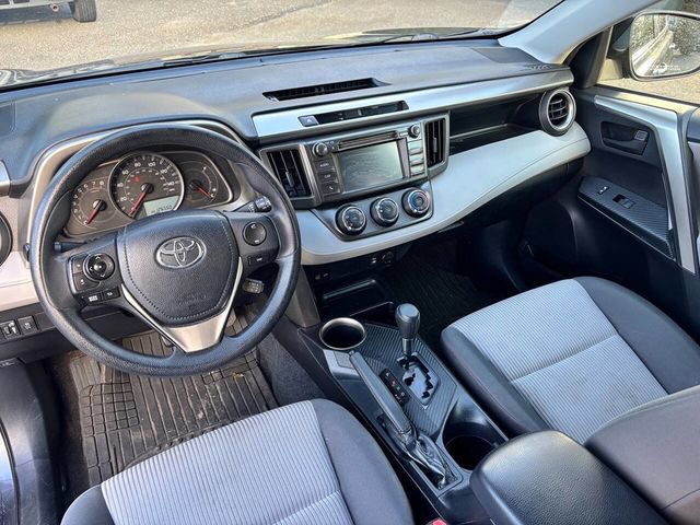 2014 Toyota RAV4 AWD 4dr LE - 22935105 - 12