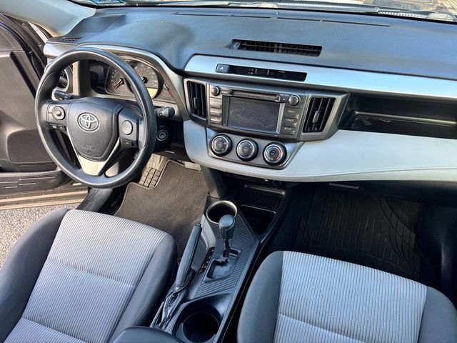 2014 Toyota RAV4 AWD 4dr LE - 22935105 - 20