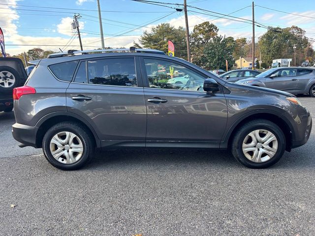 2014 Toyota RAV4 AWD 4dr LE - 22935105 - 8