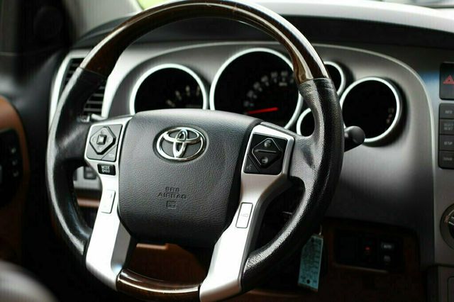 2014 Toyota Sequoia PLATINUM W/ DVD, NAVIGATION, MOONROOF, LEATHER - 22858754 - 34