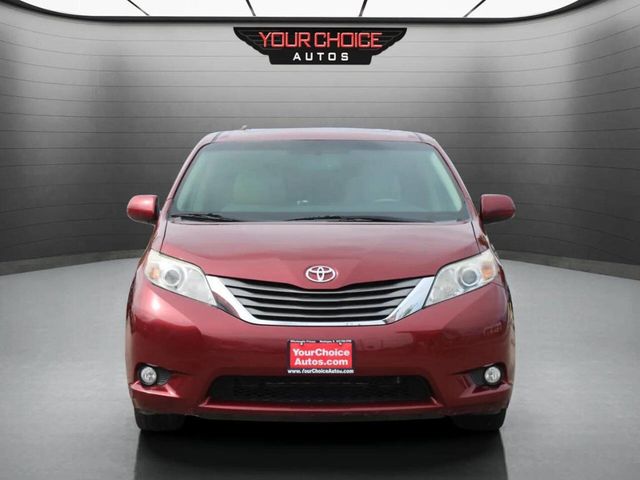 2014 Toyota Sienna 5dr 7-Passenger Van V6 XLE AWD - 22928590 - 1