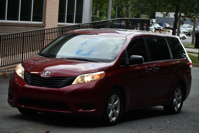 2014 Toyota Sienna 5dr 8-Passenger Van V6 LE FWD - 22101983 - 2