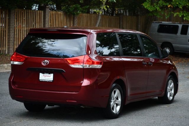 2014 Toyota Sienna 5dr 8-Passenger Van V6 LE FWD - 22101983 - 6