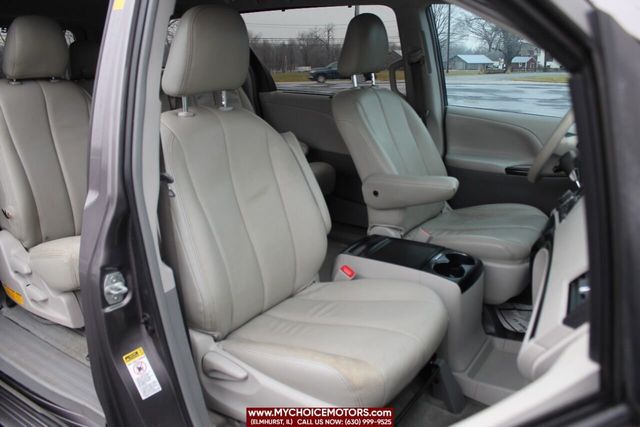 2014 Toyota Sienna LE 7 Passenger Auto Access Seat 4dr Mini Van - 22256733 - 16