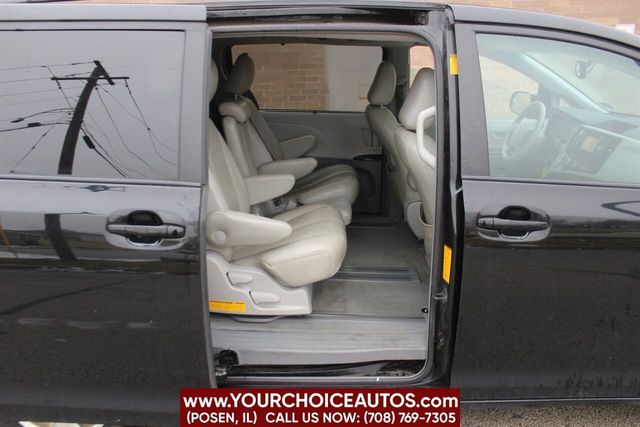 2014 Toyota Sienna LE 7 Passenger Auto Access Seat 4dr Mini Van - 22297412 - 12