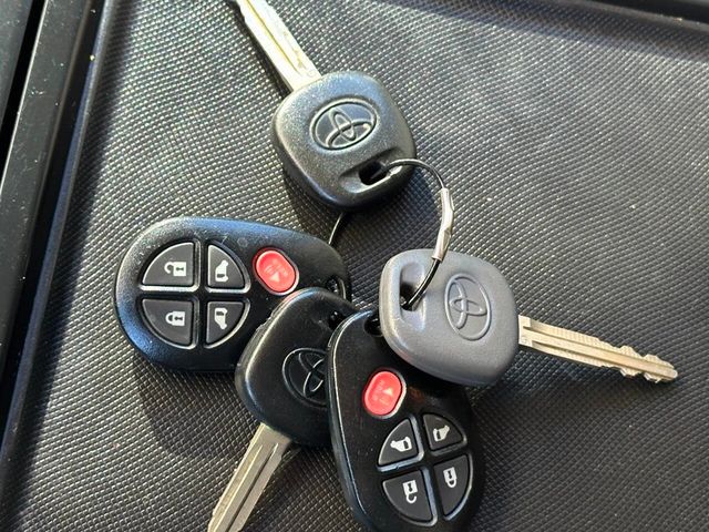 2014 Toyota Sienna LE 8 Passenger 4dr Mini Van - 22936980 - 44