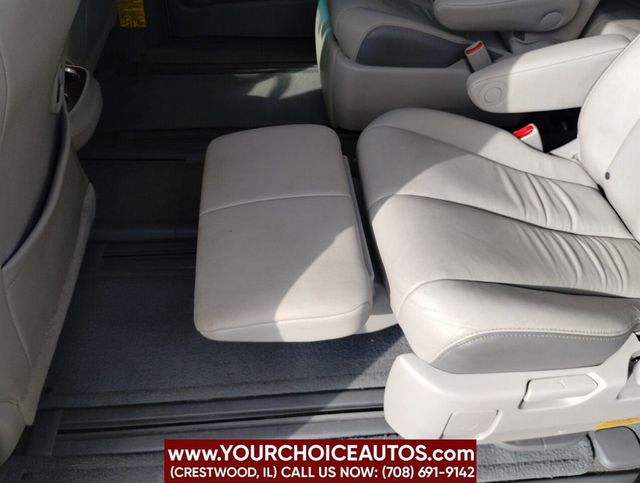 2014 Toyota Sienna Limited 7 Passenger 4dr Mini Van - 22357532 - 10